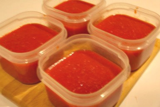 How to Make and Freeze Tomato Sauce