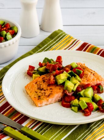 Roasted Salmon with Avocado Salsa thumbnail square image of roasted salmon on plate with avocado salsa
