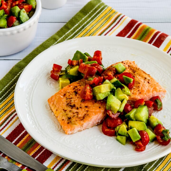 Roasted Salmon with Avocado Salsa piece of salmon in plate with salsa