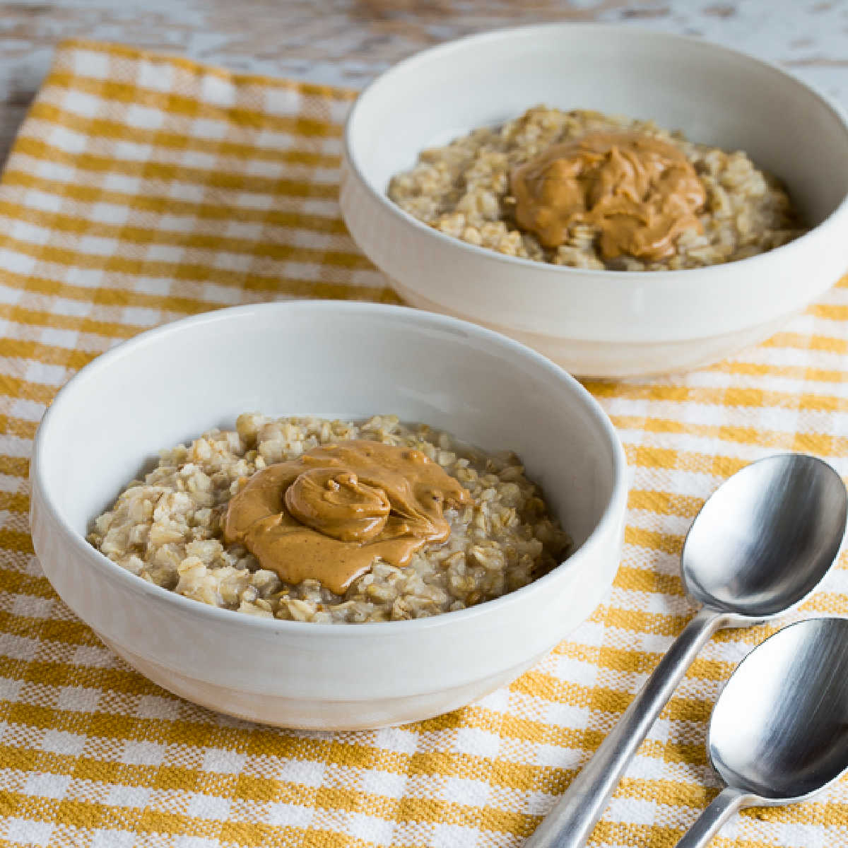 Peanut Butter Oatmeal (Easy Breakfast Idea!) – A Couple Cooks