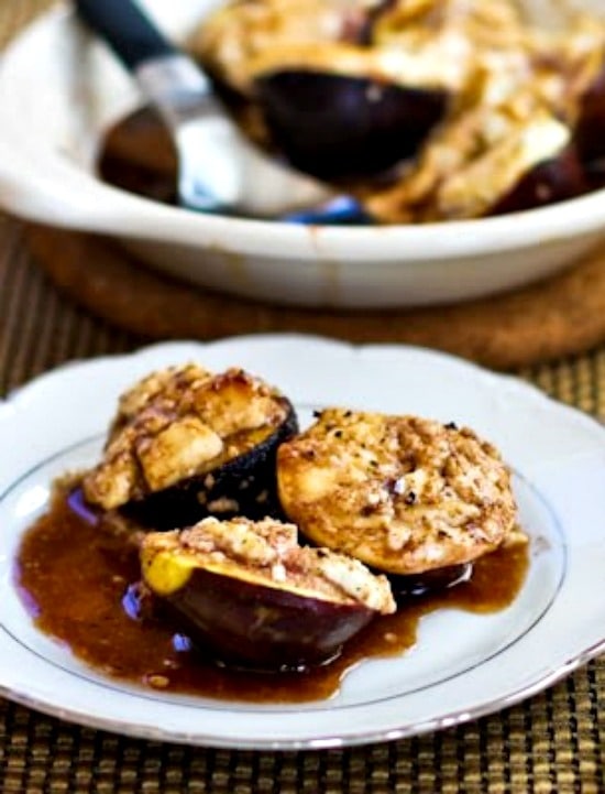 Roasted Figs with Goat Cheese 
