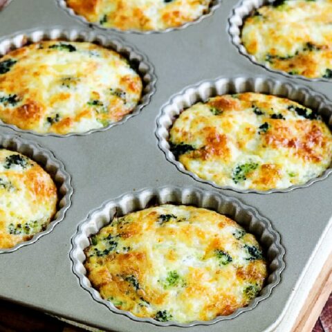 Mini-Frittatas with Broccoli and Three Cheeses