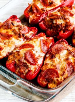 Sausage and Pepperoni Pizza-Stuffed Peppers (VIDEO)