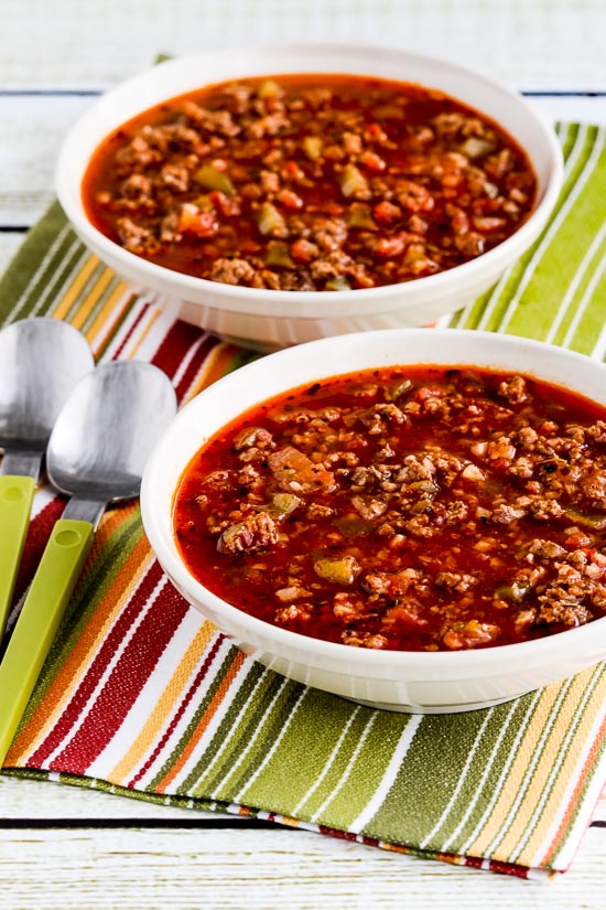 Low-Carb Stuffed Pepper Soup finished soup in two serving bowls