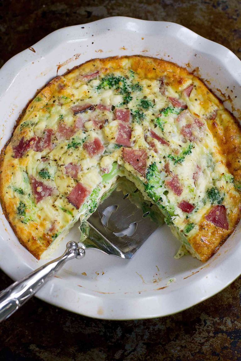 Leftover Broccoli and Ham Crustless Quiche from Cookin' Canuck