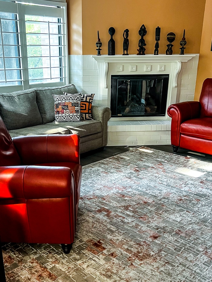 condo sitting room